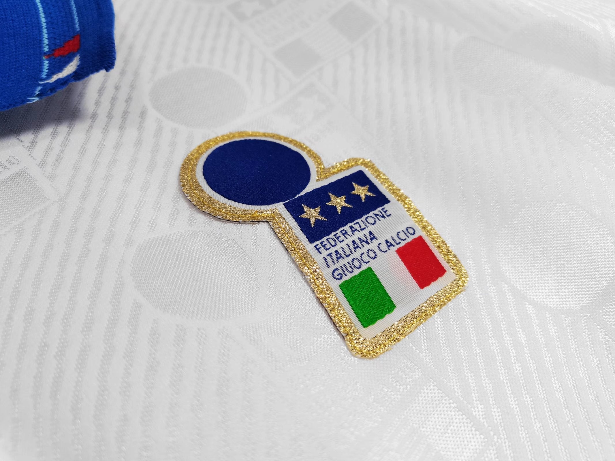1992-94 Italy Away Retro Vintage Football Jersey - Diadora World Cup '94 Era Edition