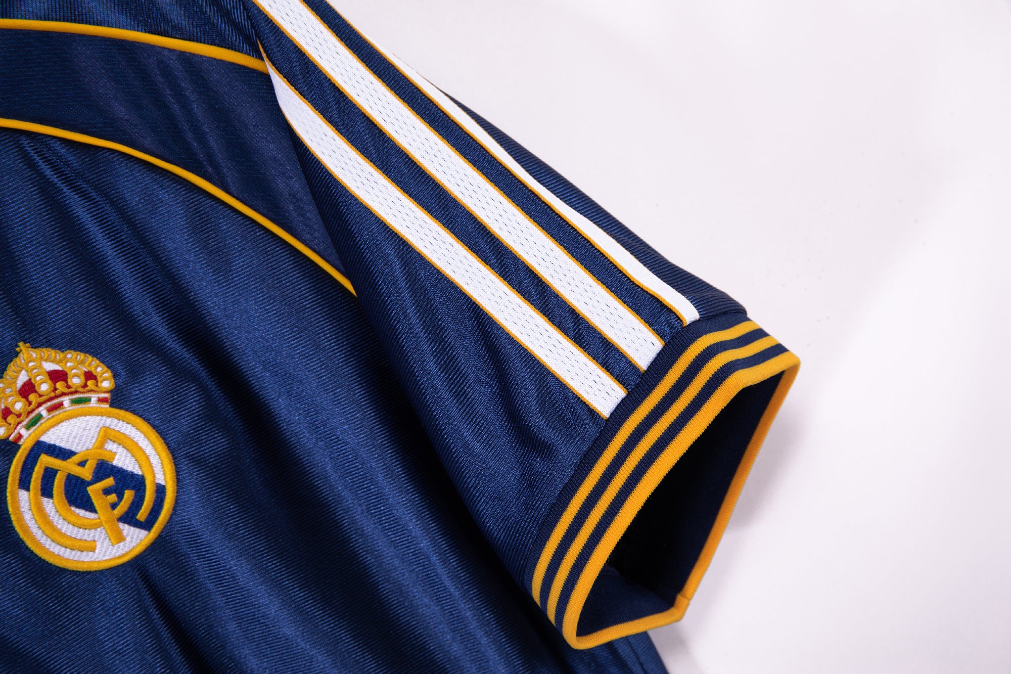 1999-01 Real Madrid Away Kit