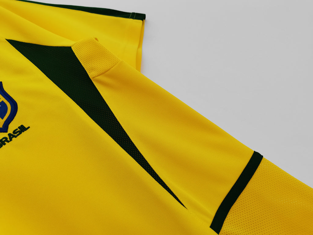 2002-04 Brazil Home: The Five-Star "Total 90" Icon