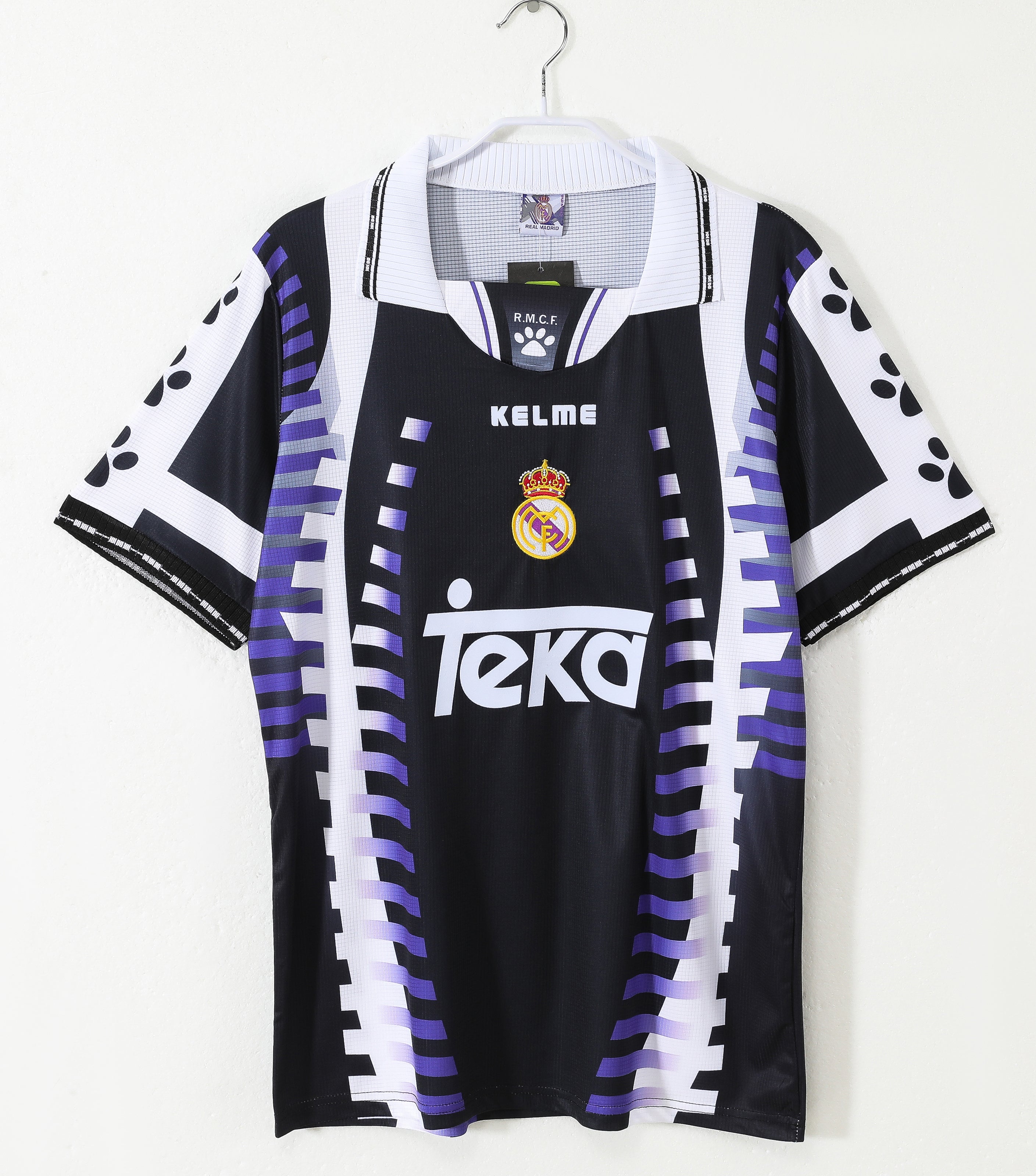 1996-97 Real Madrid Away: The Kelme "Paw Print" Icon