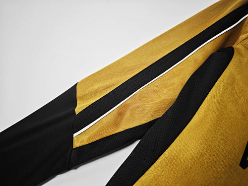 Manchester United 2001-02 Away/Third Kit – Long Sleeve "Centenary" Gold Edition