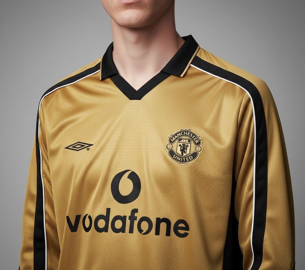 Manchester United 2001-02 Away/Third Kit – Long Sleeve "Centenary" Gold Edition
