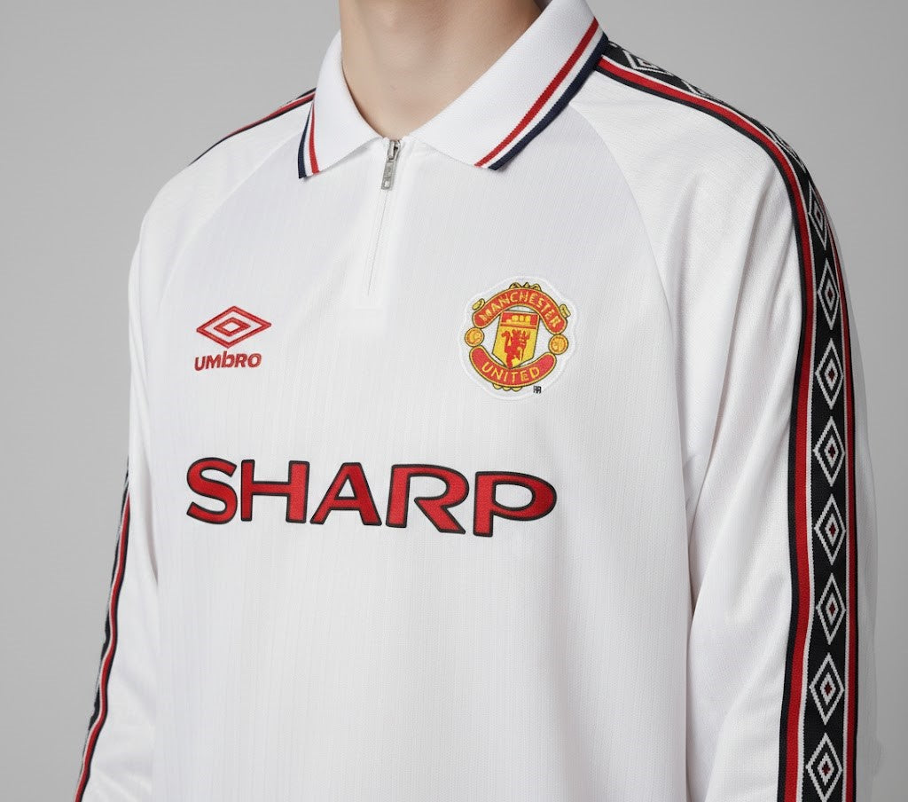 Manchester United 1997-99 Away Kit – Long Sleeve "Treble Era" White Edition